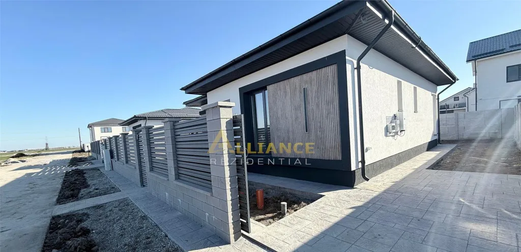 Casa pe Parter 4 camere teren 370 mp