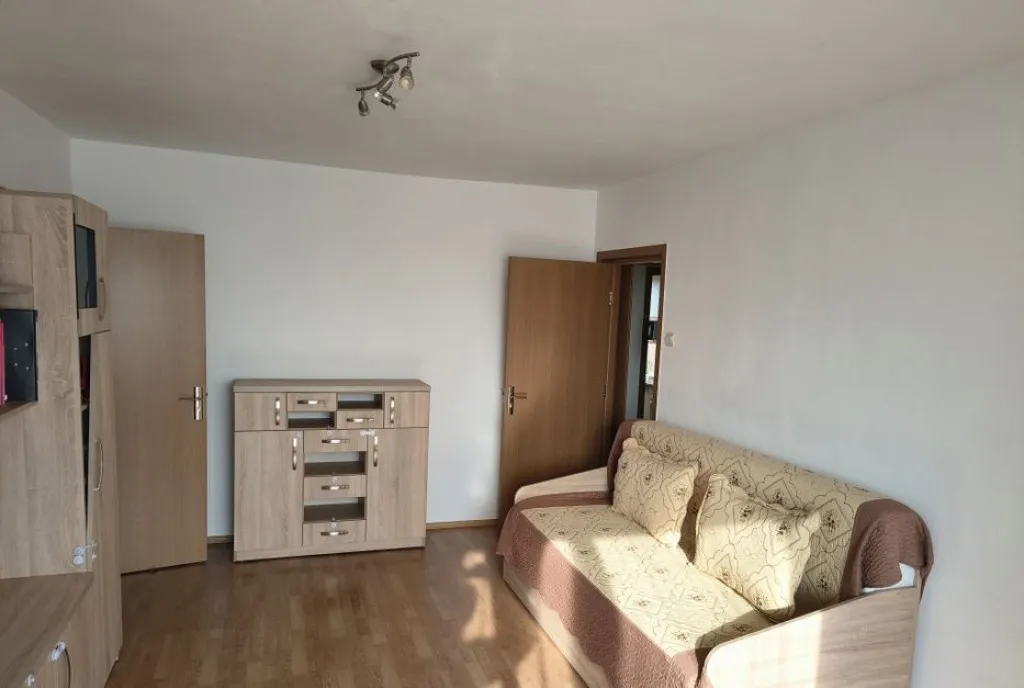 Apartament 2 camere Brasov renovat beci
