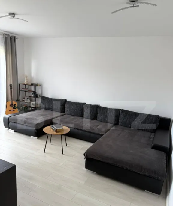 Apartament 3 camere 67 mp decomandat zona Teilor