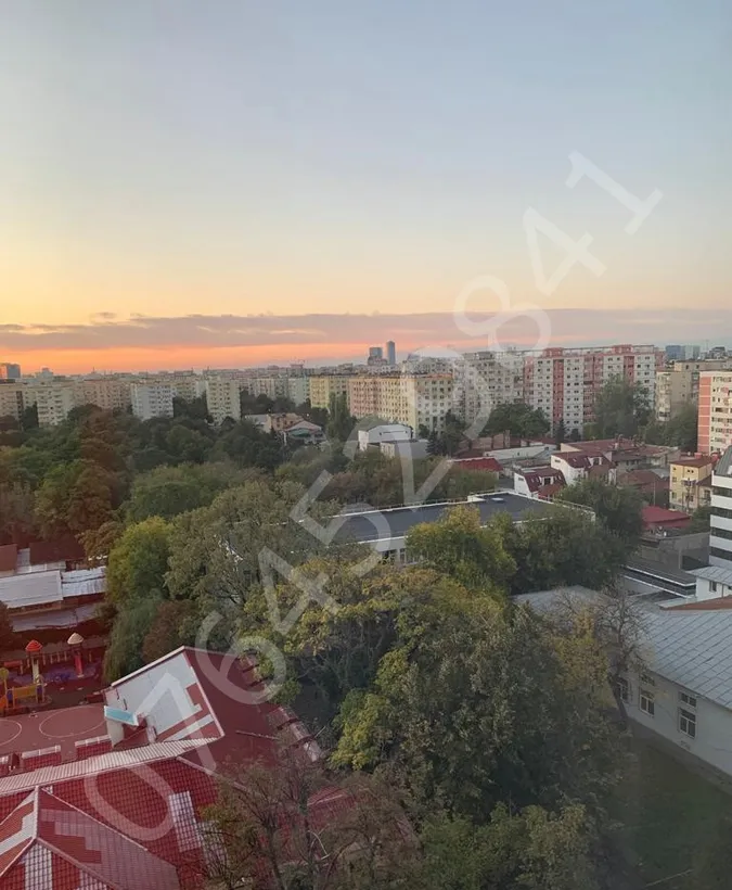 Colentina 7 minute mers pe jos metrou Bucur Obor str Masina de Paine 20