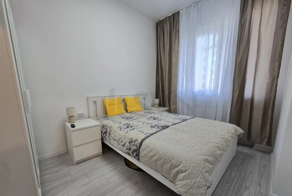 Apartament cu 2 camere Gara de Nord