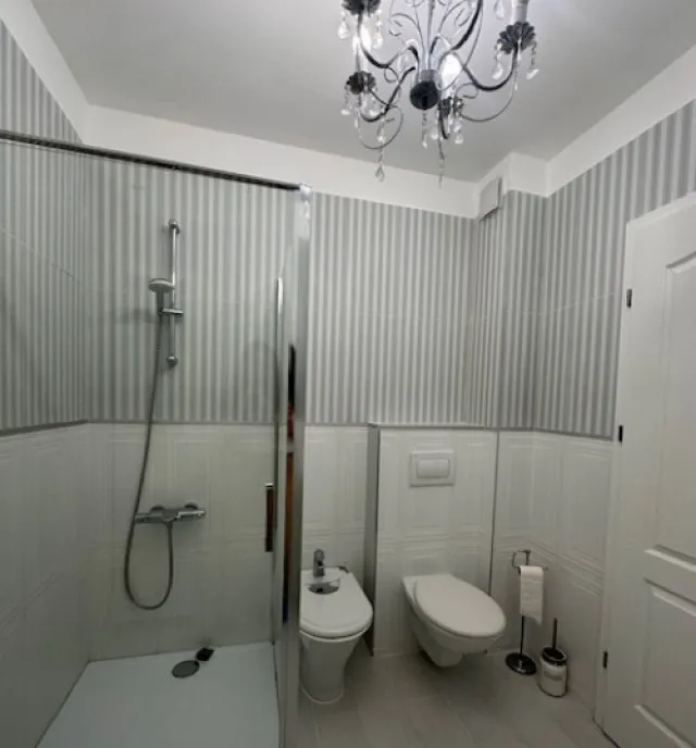 Apartament 3 camere 87 mp zona Garden Villa