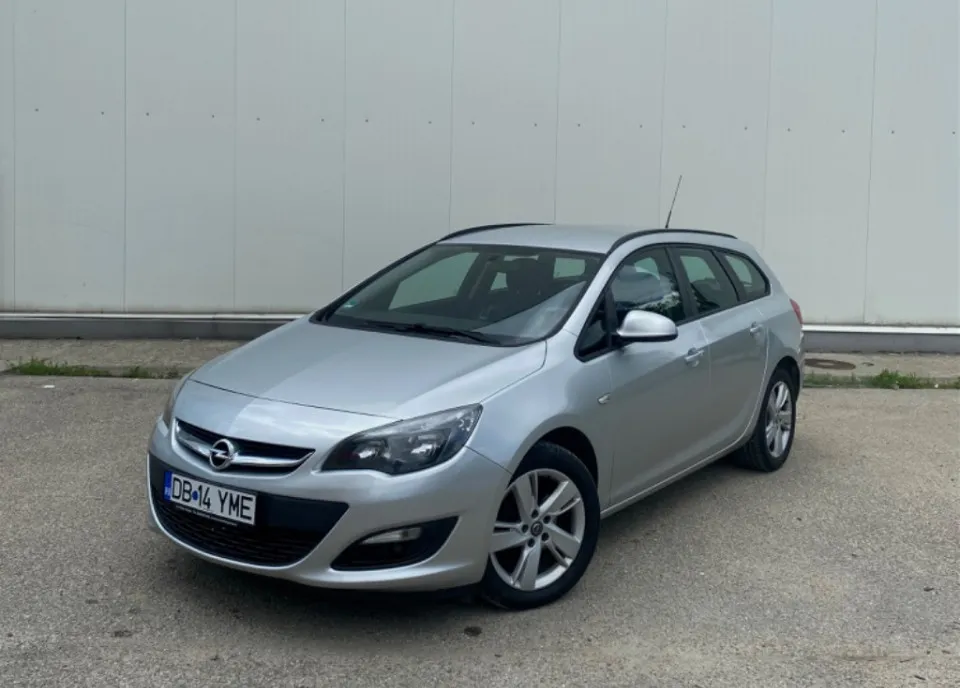 Opel Astra J Facelift 2014 1 7CDTI 4 299 eur