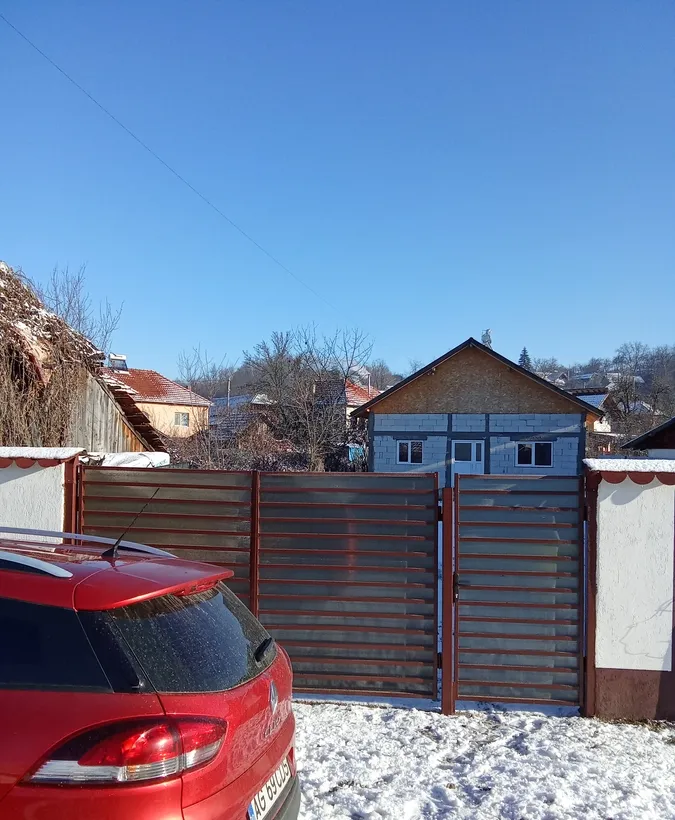Comuna Godeni sat Capu Piscului judetul Arges la 20 de km de Campulung