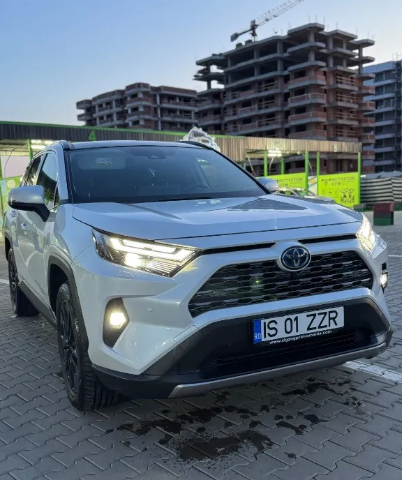 Toyota Rav-4 2024 Luxury Premium - Panoramic 42 500 eur