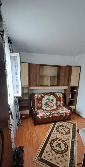 Garsoniera de inchiriat pe termen lung