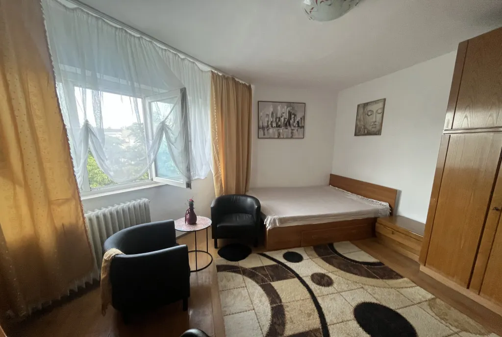 Apartament cu doua camere Aradului