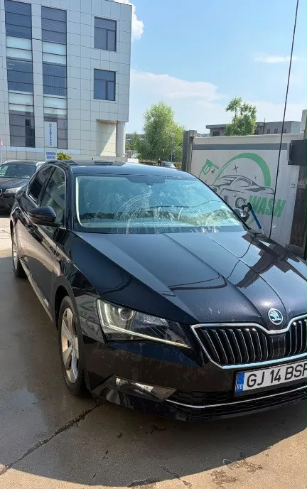 Skoda Superb 2019 12 000 eur