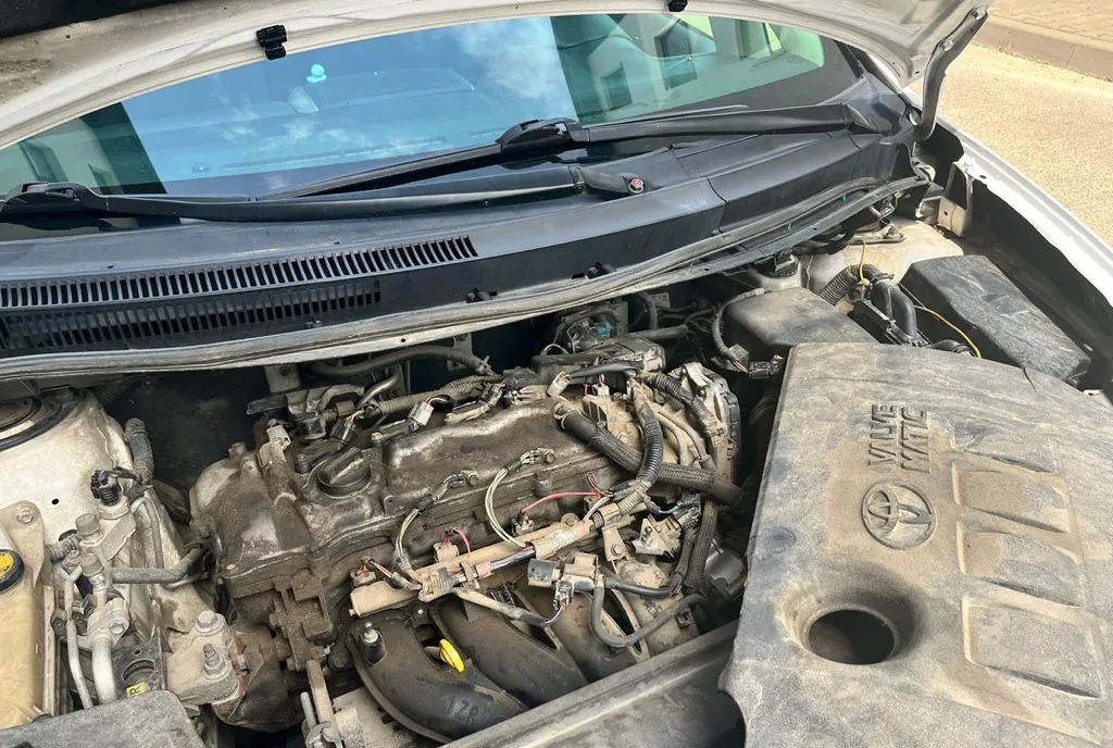 Toyota auris 2010 1 6 benzina automata 3 300 eur