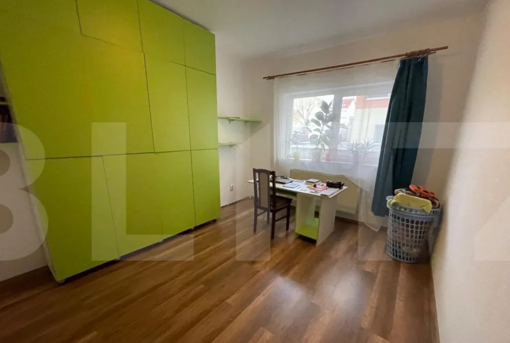 Apartament 3 camere 70 mp parcare 2 balcoane Eugen Iones