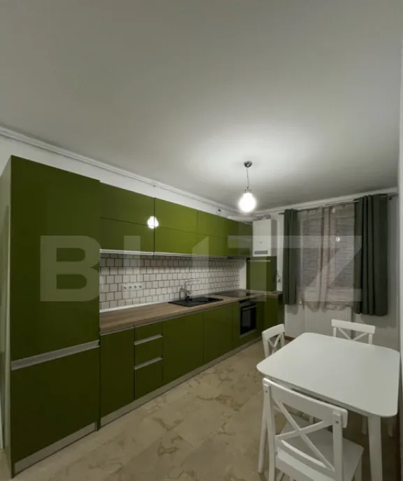 Apartament 4 camere 63 80 mp renovat complet zona Garii