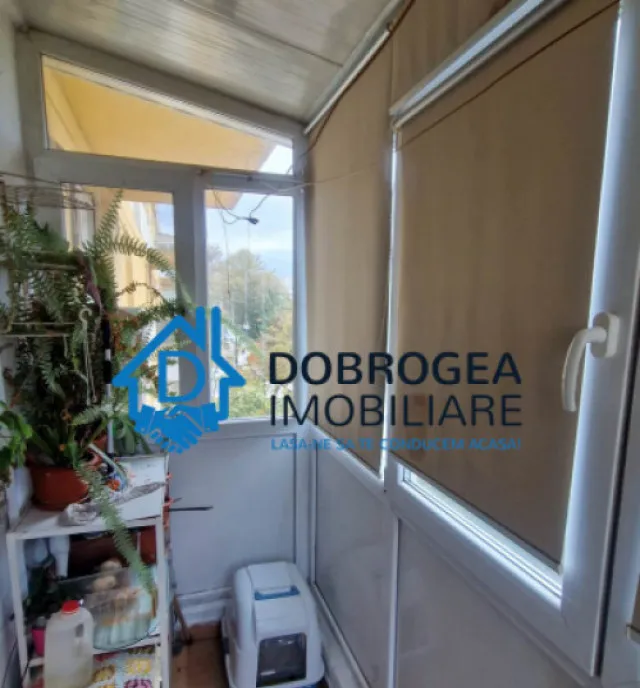 Ultracentral 2 camere semidecomandat etaj 3
