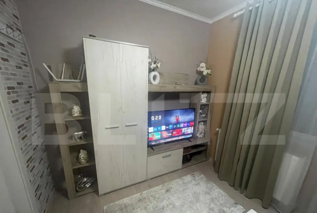 Apartament 3 camere 88 mp zona Reghin