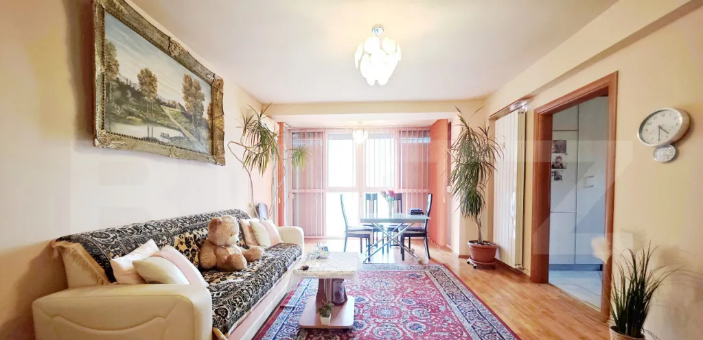 Apartament cu 3 camere decomandat 2 bai Lotus Parcare