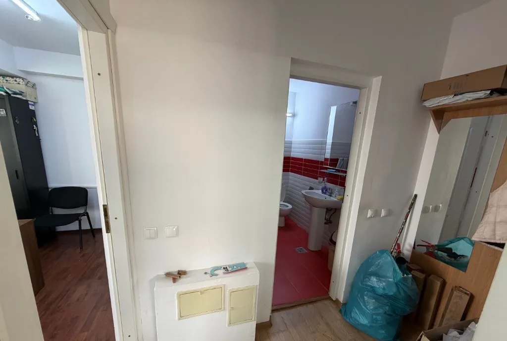 Apartament 3 camere str Babadag 76mp