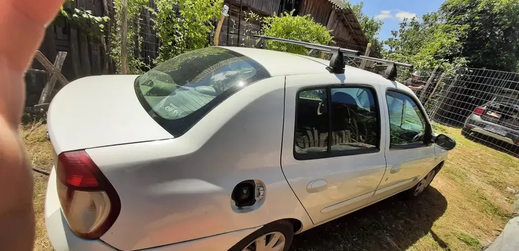 Renault Symbol 2007 450 eur