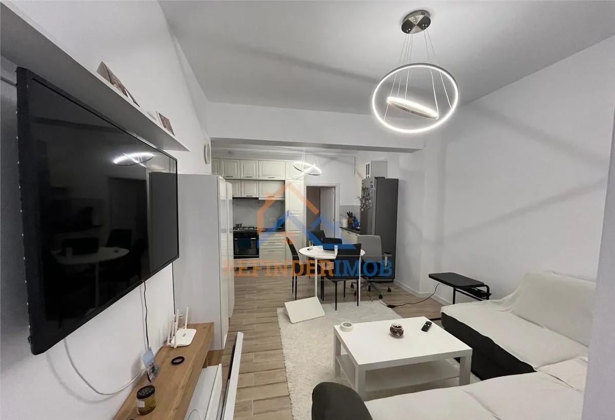 Titan Pallady vanzare 3 camere 76mp loc parcare