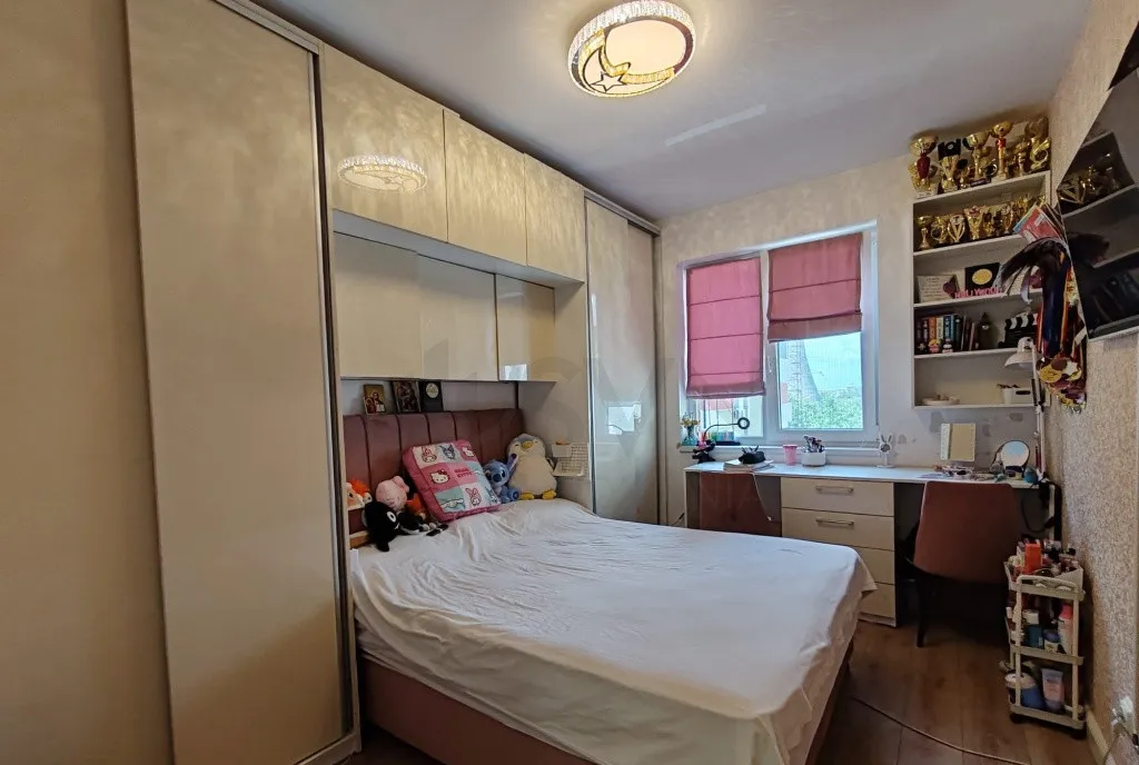 Apartament Decomandat 3 Camere si Loc Parcare Bd Timisoa