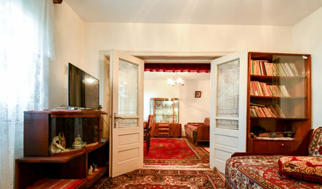 Km 5 casa 4 camere 79mp garaj teren 260mp