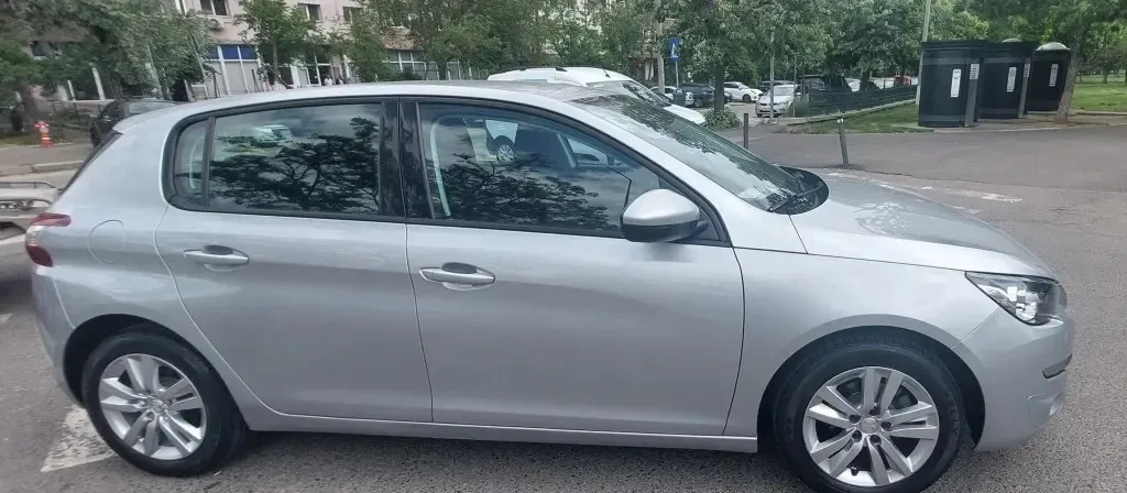 PEUGEOT 308 II 110 CP 7 399 eur
