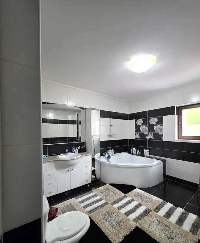Rahova Bratasanca Casa Premium 256 mp