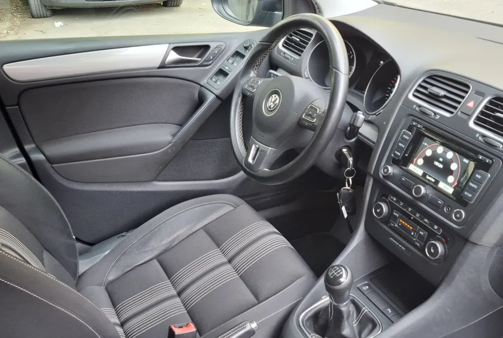 Volkswagen Golf 6 1 6Diesel105Cp Euro5 Klimatronic Navigatie 3 999 eur