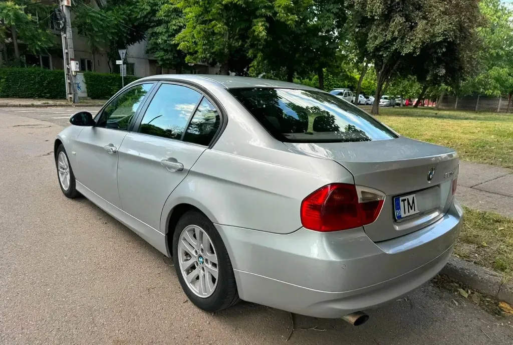 Bmw seria 3 e90 motor 2 0 163 CP an fab 2007 2 500 eur