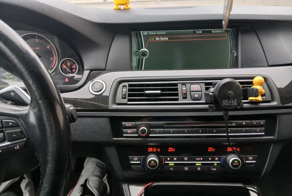BMW 520D F10 2011 9 000 eur