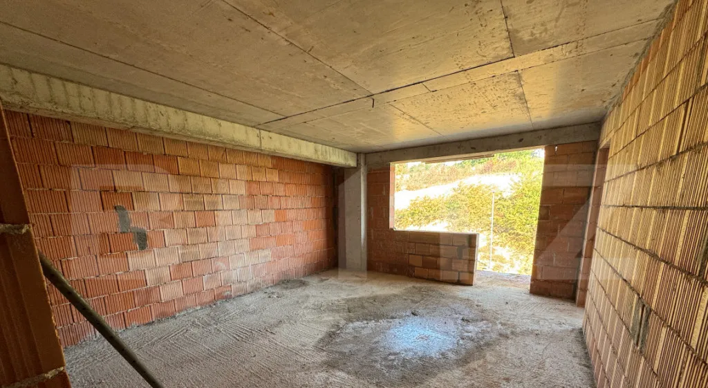 Apartament 2 camere confort sporit Bloc Nou Petr