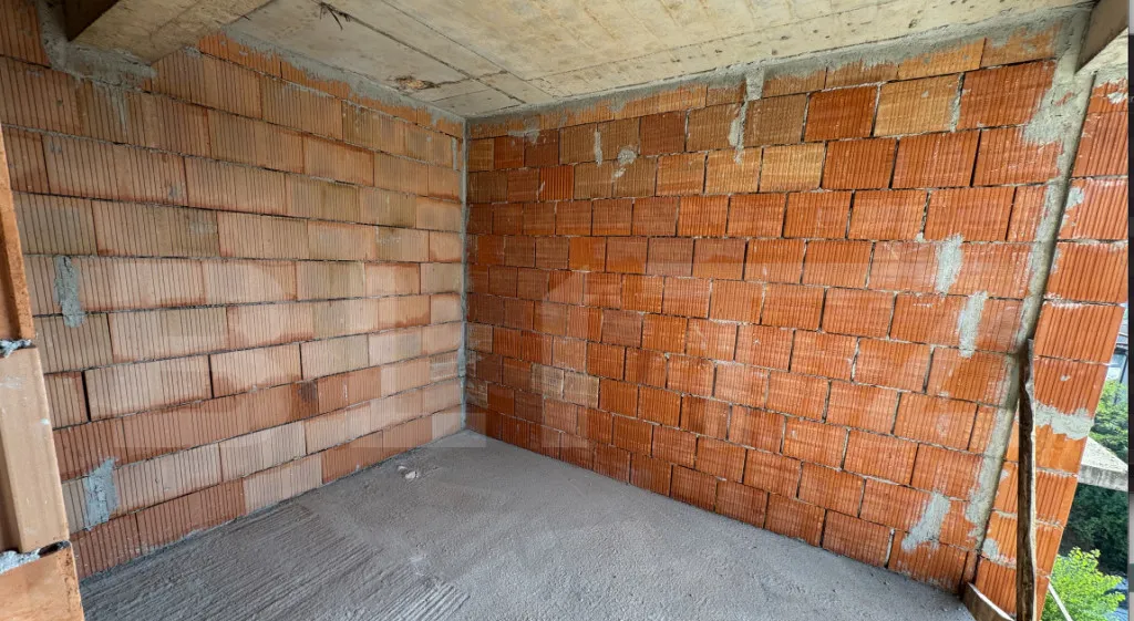 Apartament 2 camere confort sporit Bloc Nou Petr