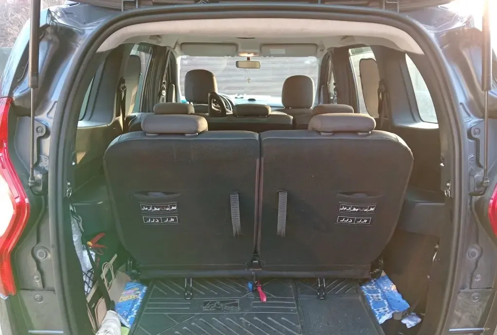 Dacia Lodgy Prestige 2014 motor 1 2 TCe-115 cp 7 locuri 4 650 eur