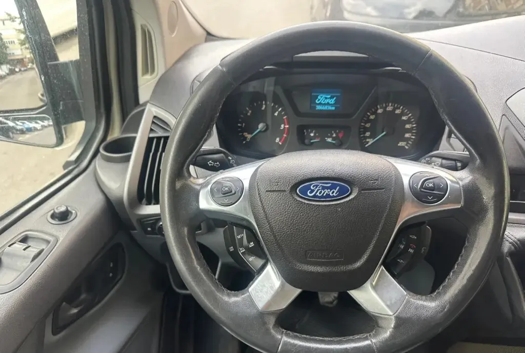 Ford transit custom 2 2 maxi lung 9 locuei 2014 10 850 eur