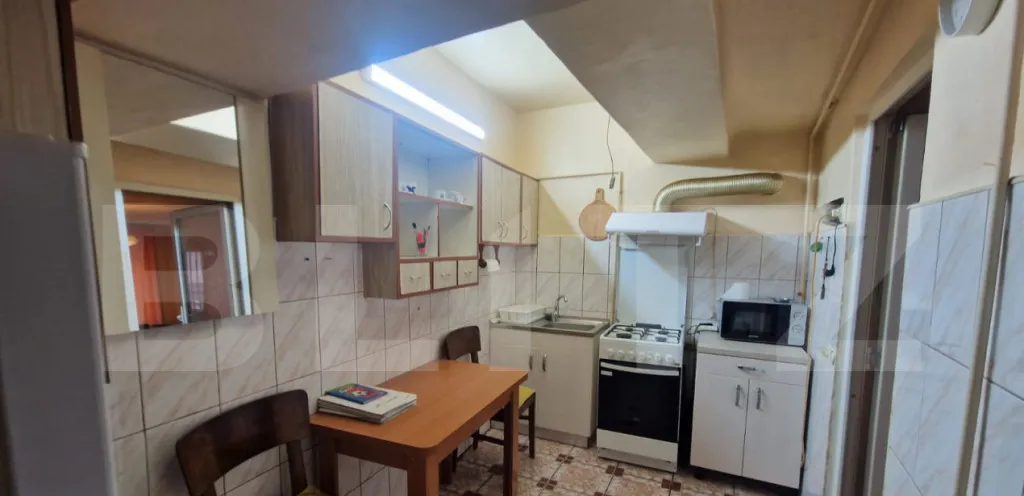 Casa de vanzare D P Etaj pod centrala
