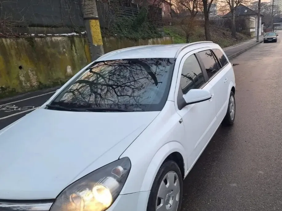 Opel Astra H 1 7 cdti 1 750 eur