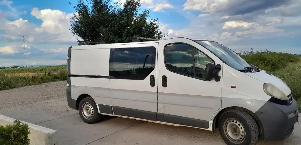 Opel vivaro auto 3 300 eur