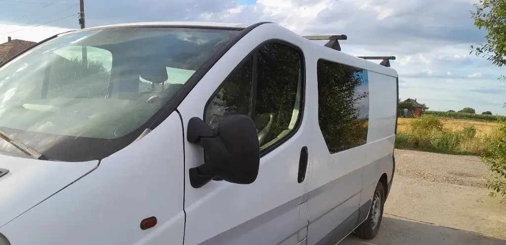 Opel vivaro auto 3 300 eur
