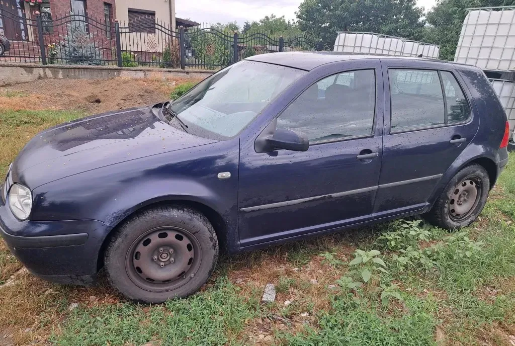 Vw Golf 4 motor 1 4 800 eur