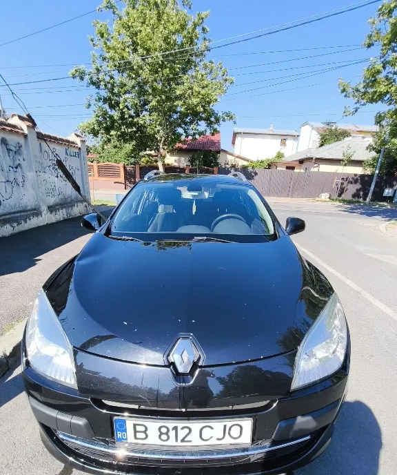 Renault Megan 3 1 6 3 450 eur