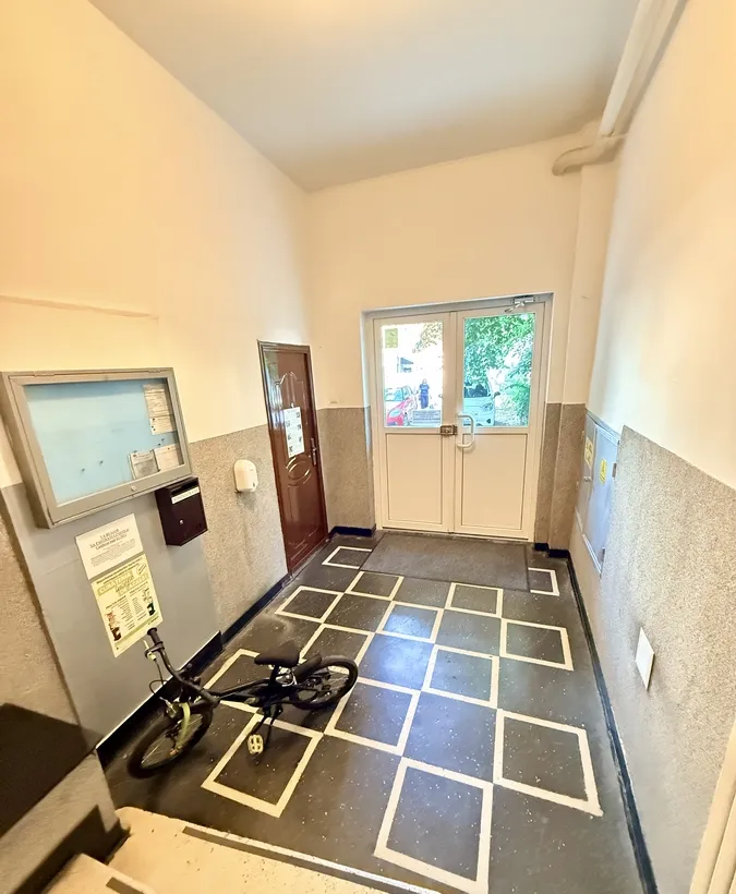 Grivita Pasaj Basarab adiacent Piata Victoriei apartament 2 camere