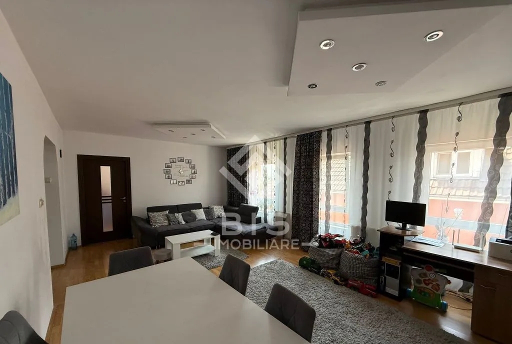 Apartament spatios cu 4 camere 99 mp utili - George E