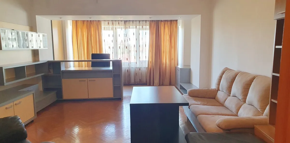 Calea Calarasilor Matei Basarab inchiriere 3 camere bloc 1998 lift