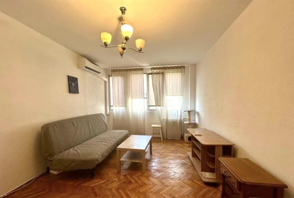 Vila P 1 cu 4 camere gradina si loc de parcare Otopeni F