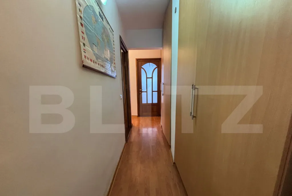 Apartament 3 camere 70 mp zona Nicolina