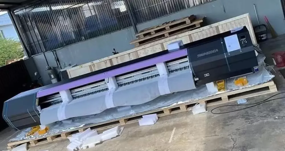 Mimaki SWJ-320EA Grand Format Solvent Printer
