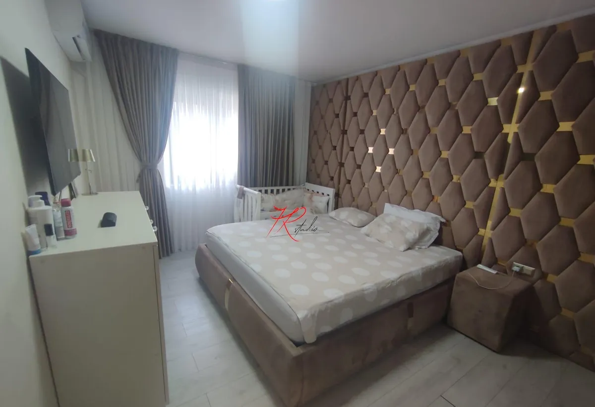 Aviatiei vanzare vila 6 camere