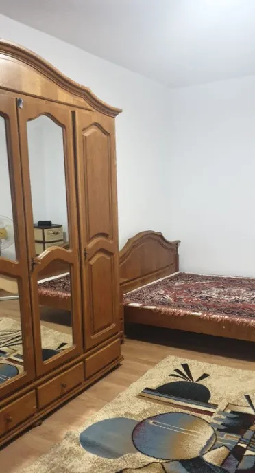 Apartament 2 camere mobilat disponibil imediat strada Ramnicu Valcea