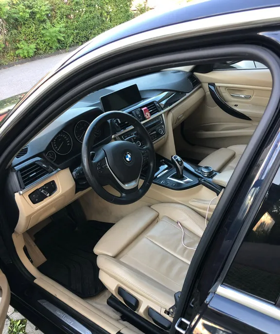 BMW F30 320d XDrive 11 250 eur