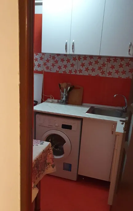 Aparatorii patriei turnu magurele etaj 5