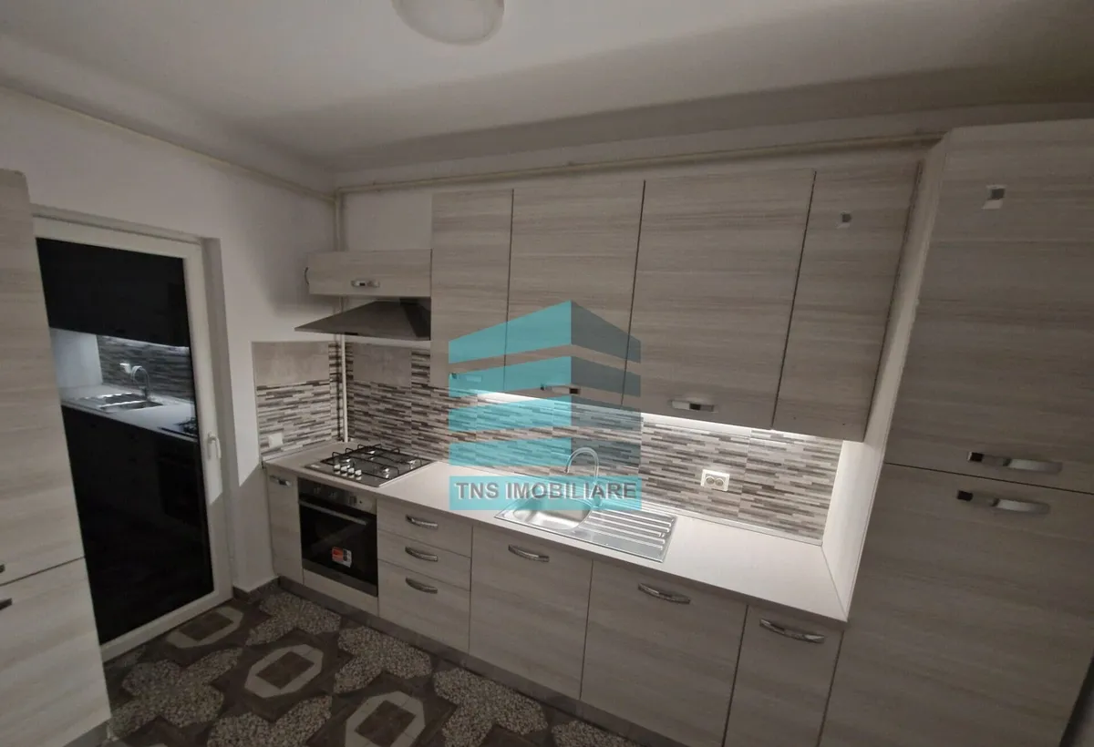 Titan Pallady metrou Teclu 2 camere mobilat/ utilat modern centrala
