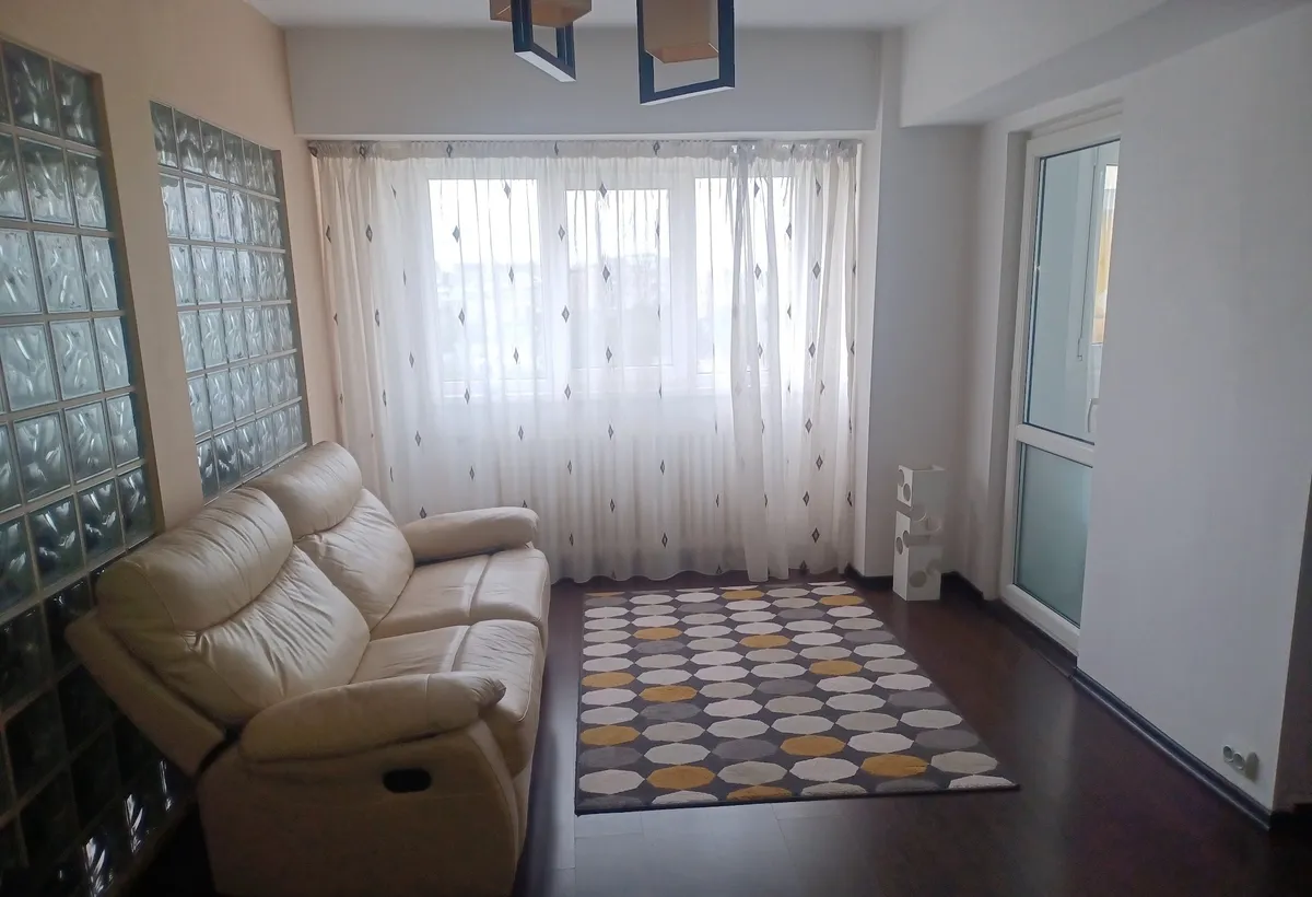 Romancierilor metrou 2 camere 54 mp liber